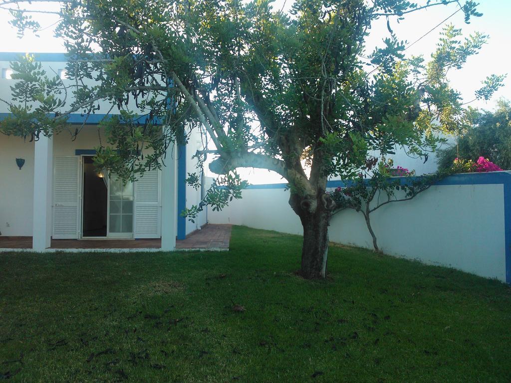 בית הארחה טאווירה 	Quinta Da Moura Casa-De-Campo חדר תמונה