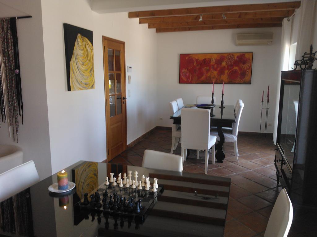 בית הארחה טאווירה 	Quinta Da Moura Casa-De-Campo מראה חיצוני תמונה