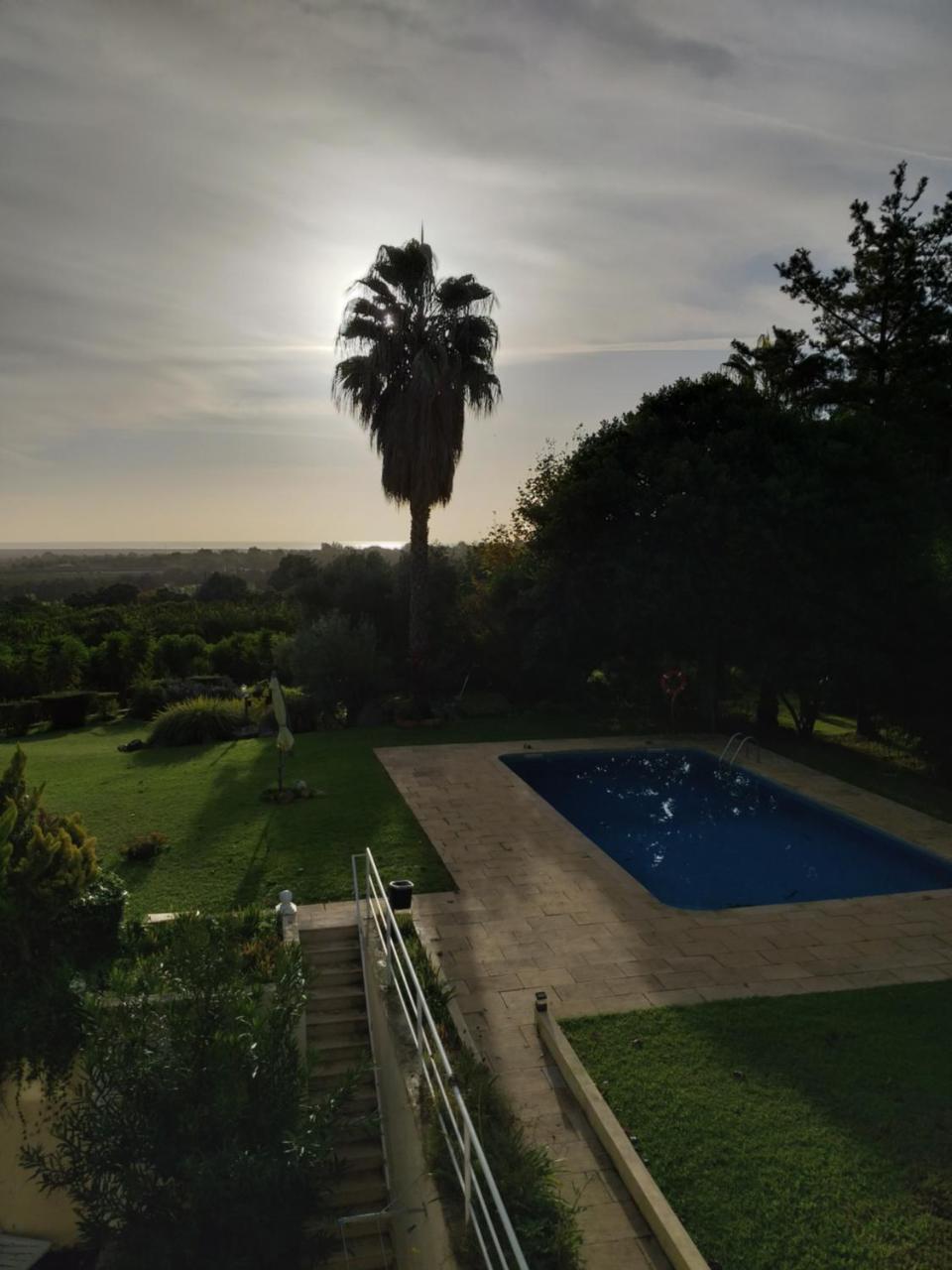 בית הארחה טאווירה 	Quinta Da Moura Casa-De-Campo מראה חיצוני תמונה